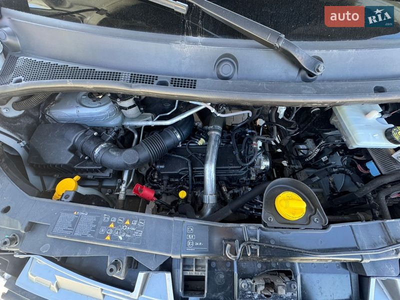 Вантажний фургон Renault Master 2019 в Ірпені