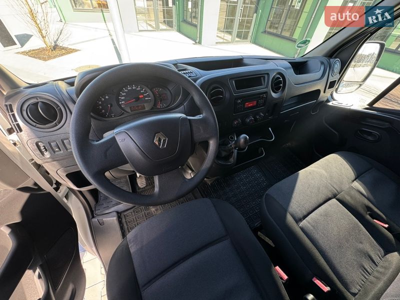 Вантажний фургон Renault Master 2019 в Ірпені