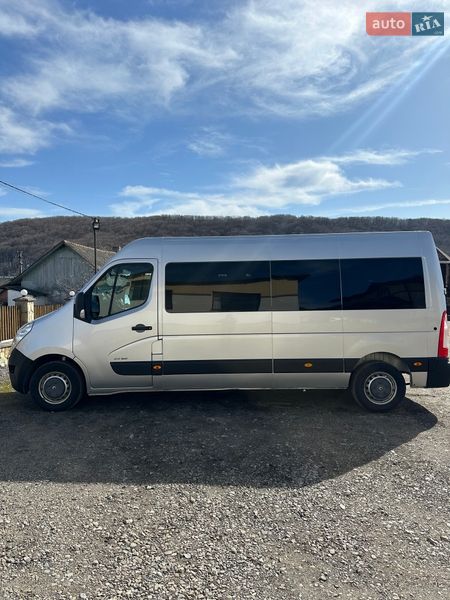 Мінівен Renault Master 2011 в Бережанах