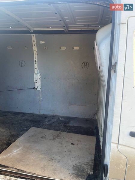 Грузовой фургон Renault Master 2013 в Шаргороде