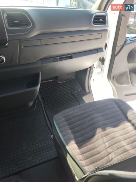 Тентованый Renault Master 2020 в Кременце