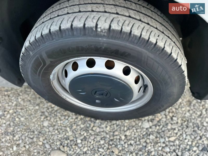 Тентованый Renault Master 2022 в Хусте