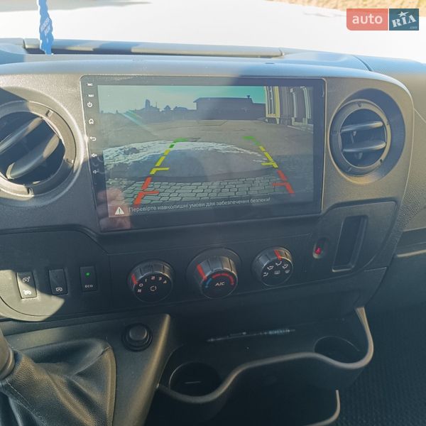 Грузовой фургон Renault Master 2018 в Почаеве