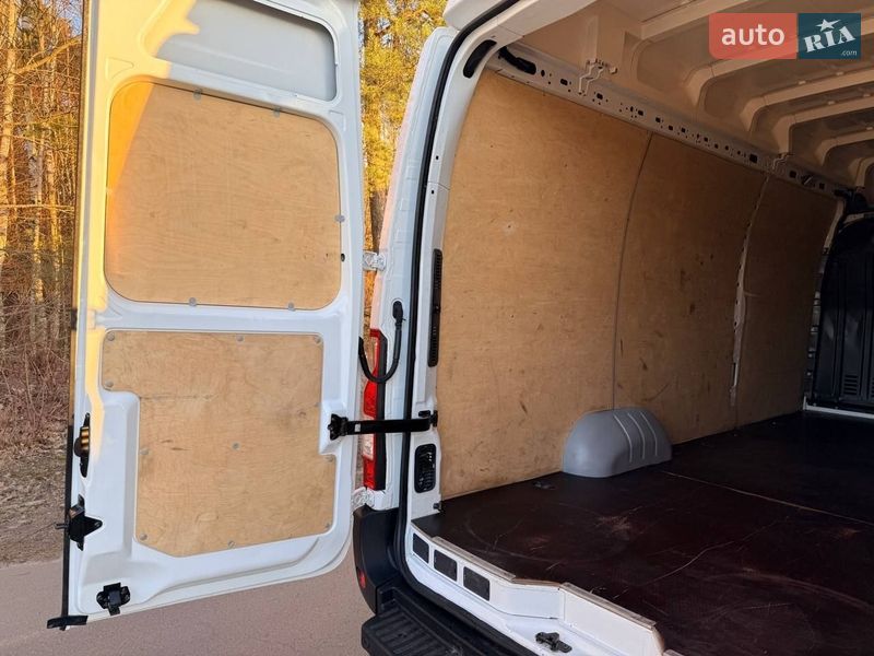 Грузовой фургон Renault Master 2021 в Киеве