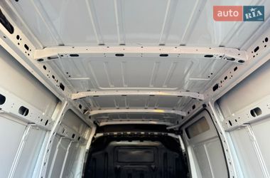 Грузовой фургон Renault Master 2021 в Киеве