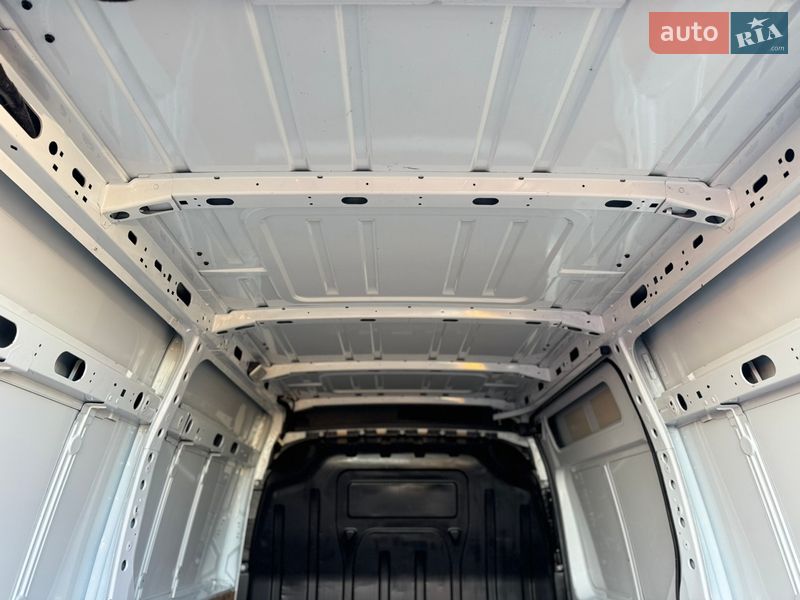 Грузовой фургон Renault Master 2021 в Киеве