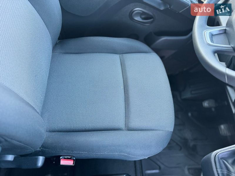 Грузовой фургон Renault Master 2021 в Киеве