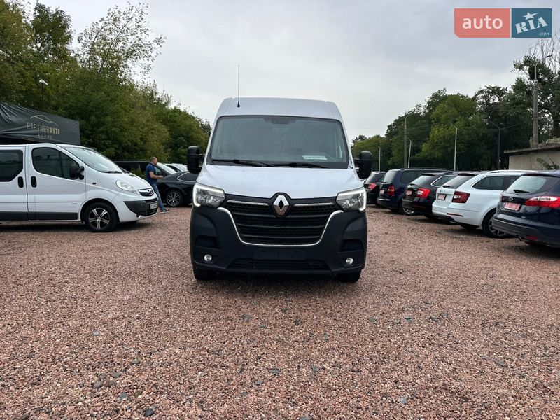 Вантажний фургон Renault Master 2021 в Рівному