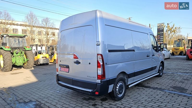 Грузовой фургон Renault Master 2021 в Радомышле