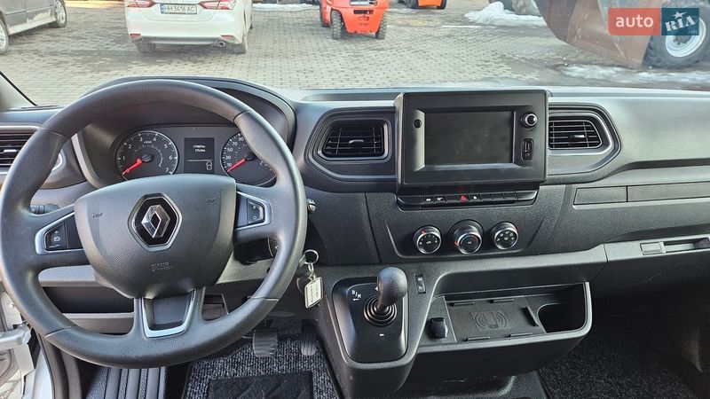 Грузовой фургон Renault Master 2021 в Радомышле