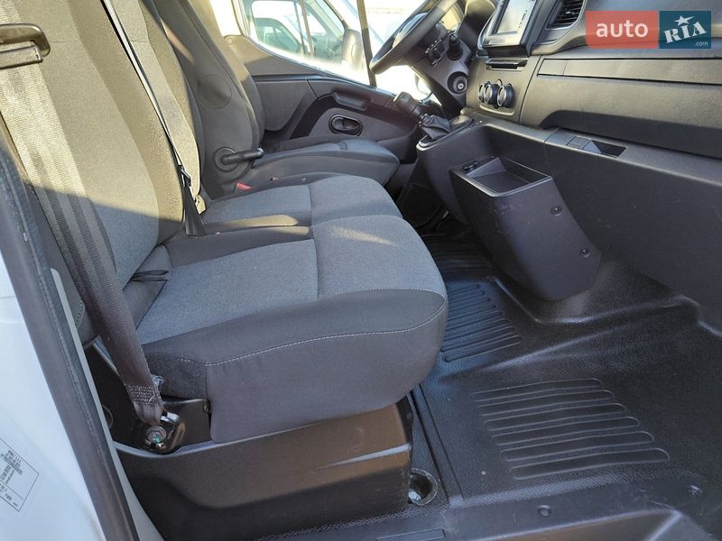 Грузовой фургон Renault Master 2023 в Ивано-Франковске