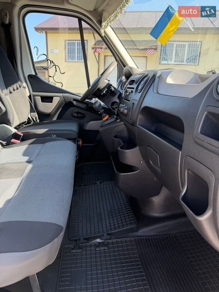 Грузовой фургон Renault Master 2016 в Кременчуге