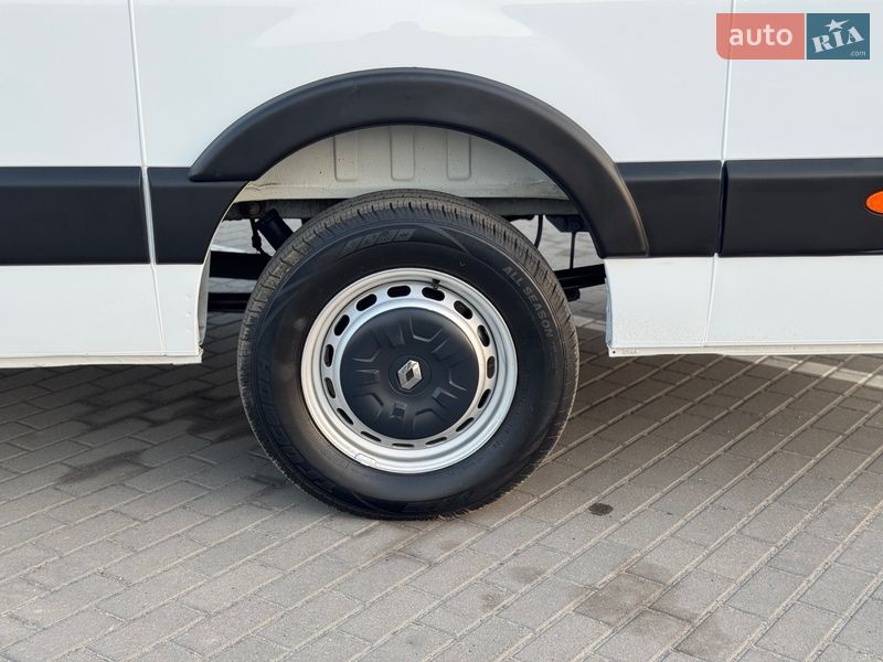 Грузовой фургон Renault Master 2019 в Дубно