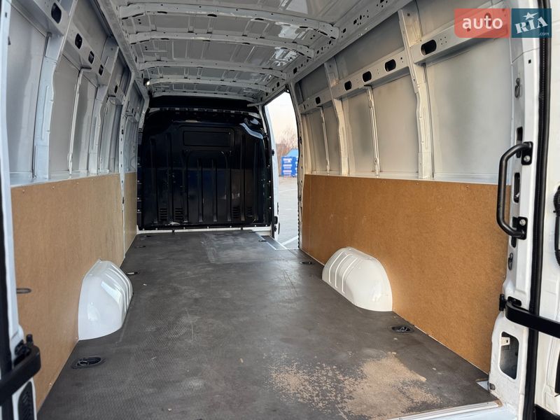 Грузовой фургон Renault Master 2019 в Дубно