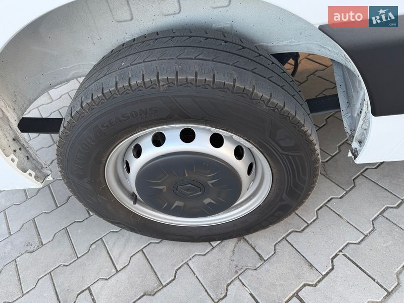 Вантажний фургон Renault Master 2023 в Дубні