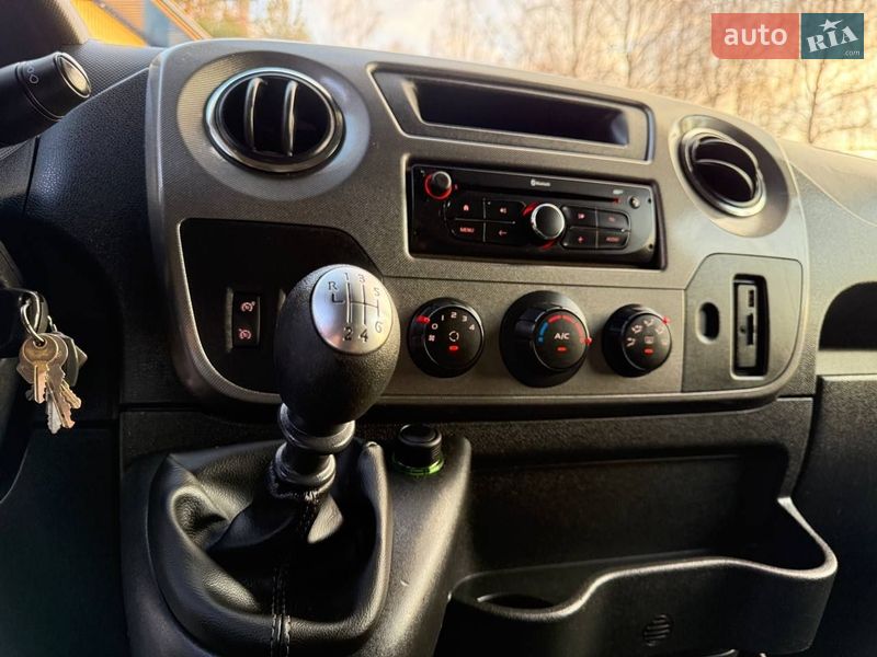 Тентований Renault Master 2018 в Дніпрі фото 51 Тентований Renault Master 2018 в Дніпрі
