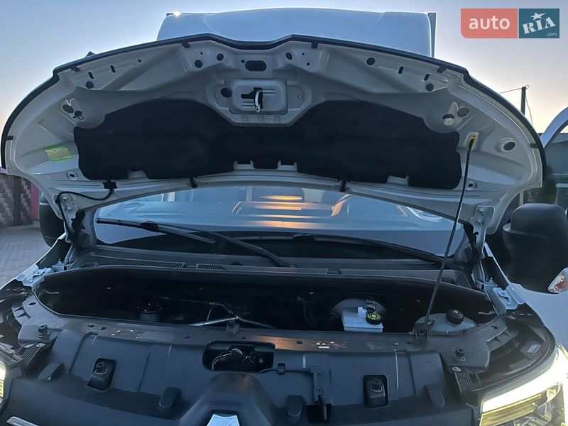 Другие грузовики Renault Master 2021 в Луцке