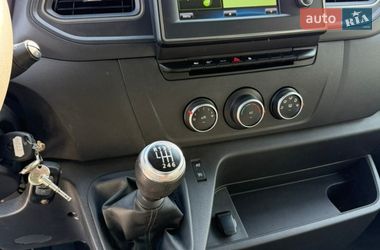 Вантажний фургон Renault Master 2021 в Рівному