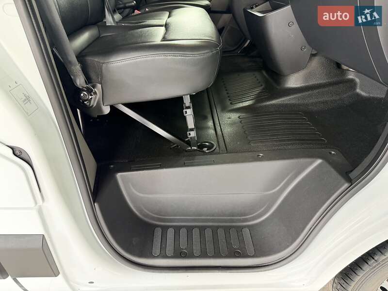 Вантажний фургон Renault Master 2020 в Полтаві