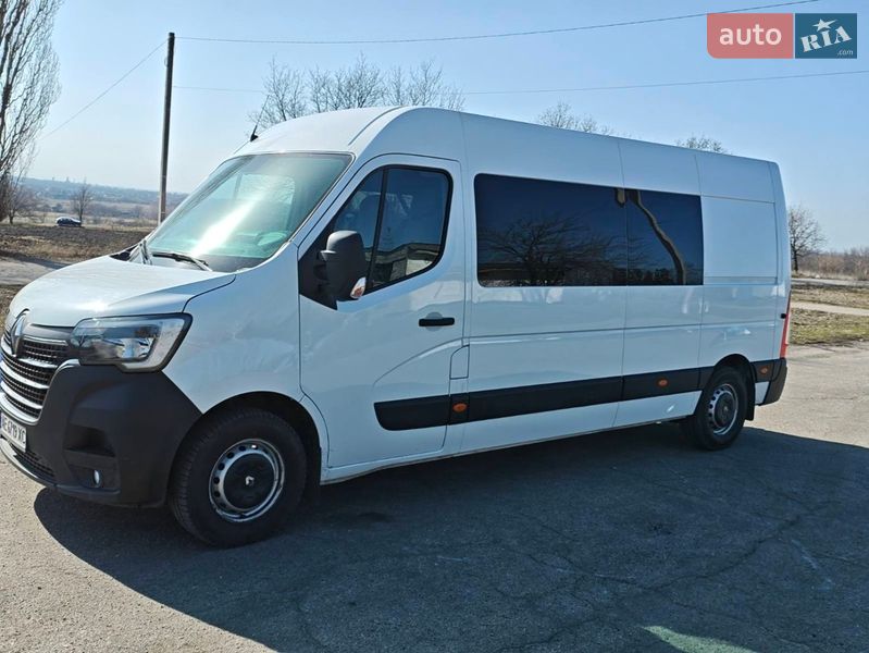 Грузовой фургон Renault Master 2020 в Терновке