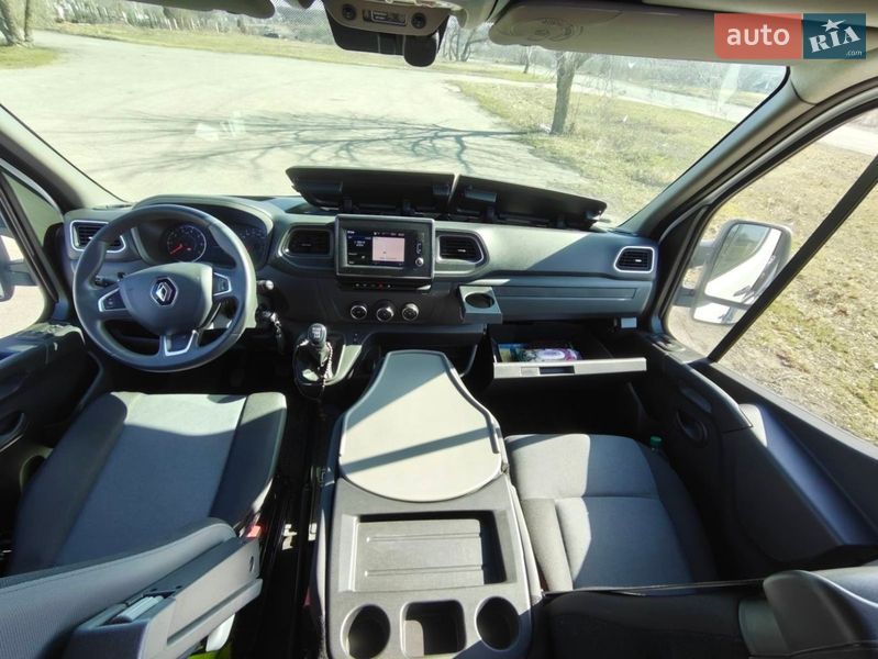 Грузовой фургон Renault Master 2020 в Терновке