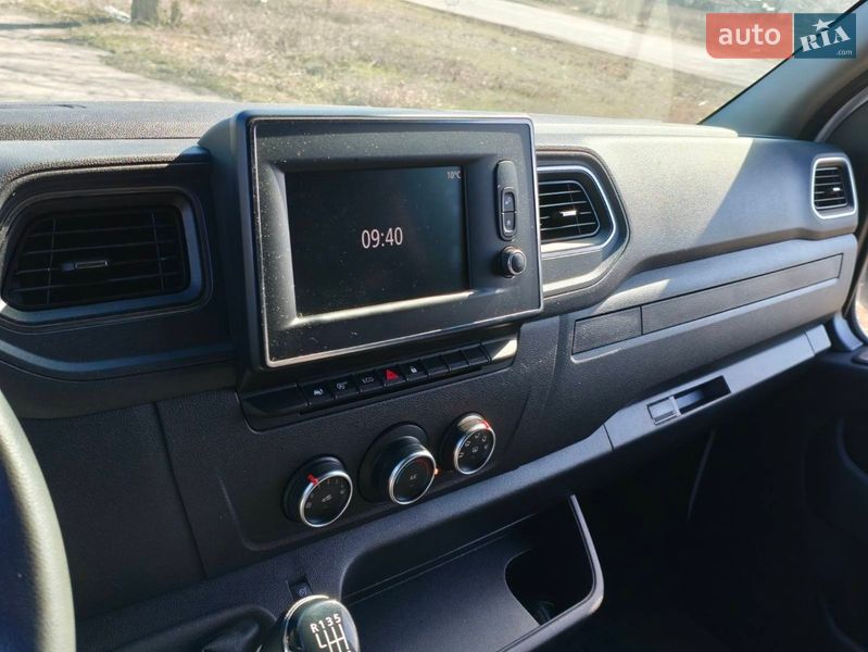 Грузовой фургон Renault Master 2020 в Терновке