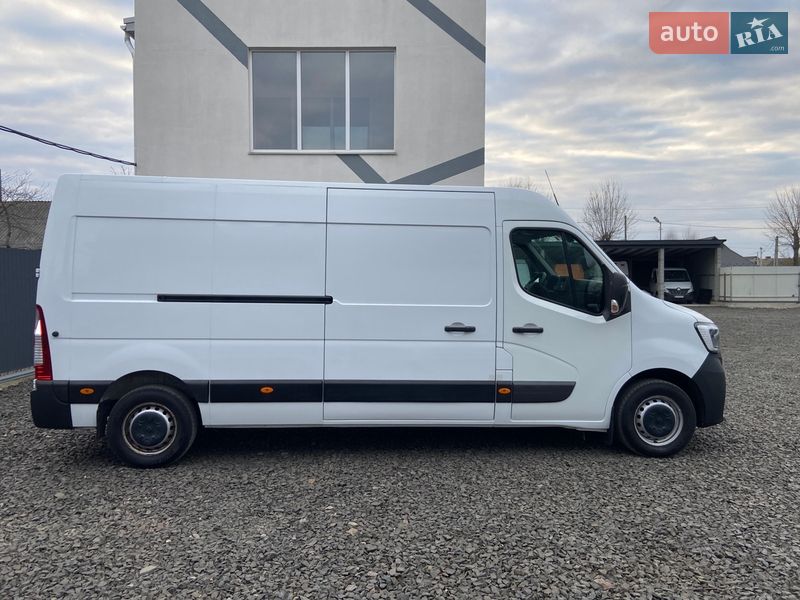 Грузовой фургон Renault Master 2022 в Киеве