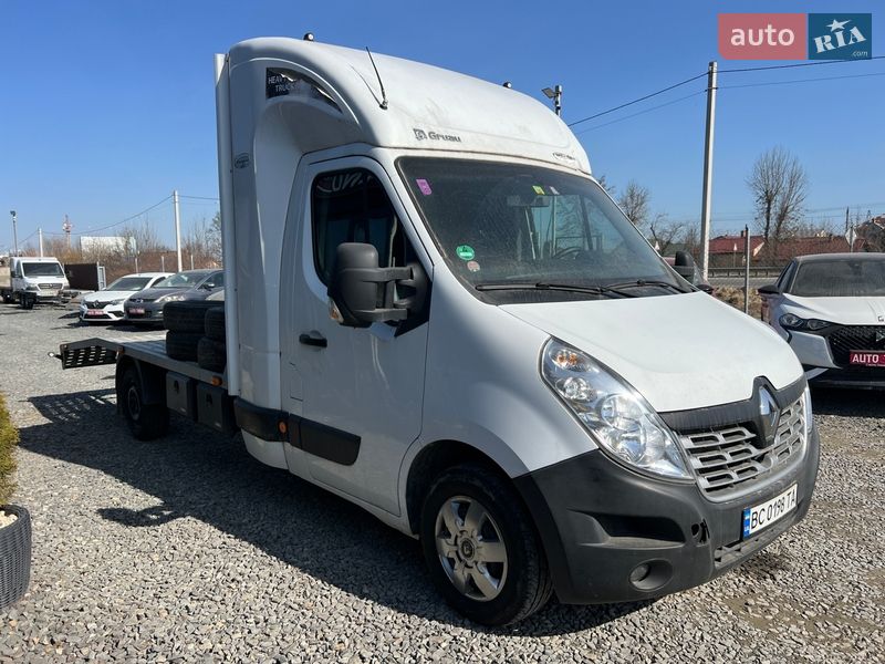 Евакуатор Renault Master 2019 в Львові