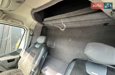 Евакуатор Renault Master 2019 в Львові