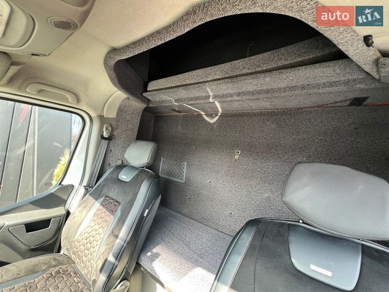 Евакуатор Renault Master 2019 в Львові