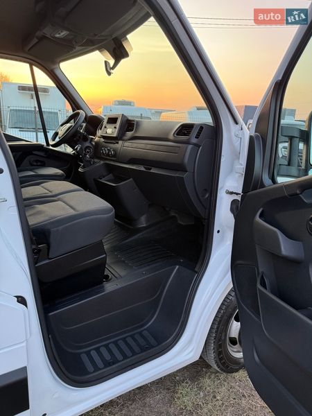 Грузовой фургон Renault Master 2020 в Львове