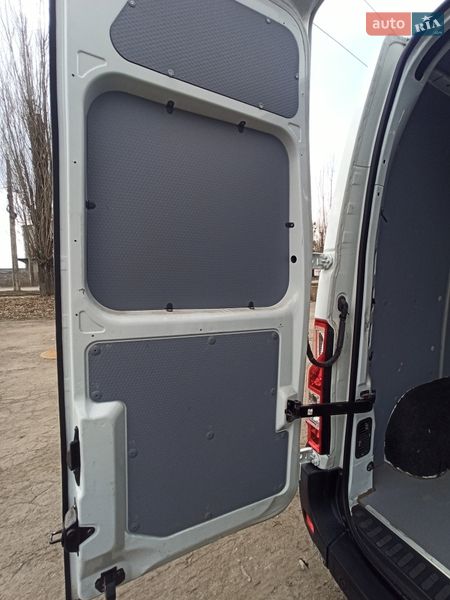 Грузовой фургон Renault Master 2016 в Житомире фото 15 Грузовой фургон Renault Master 2016 в Житомире