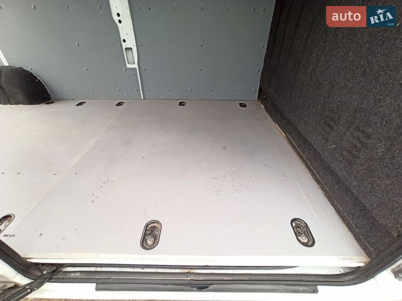 Грузовой фургон Renault Master 2016 в Житомире фото 21 Грузовой фургон Renault Master 2016 в Житомире