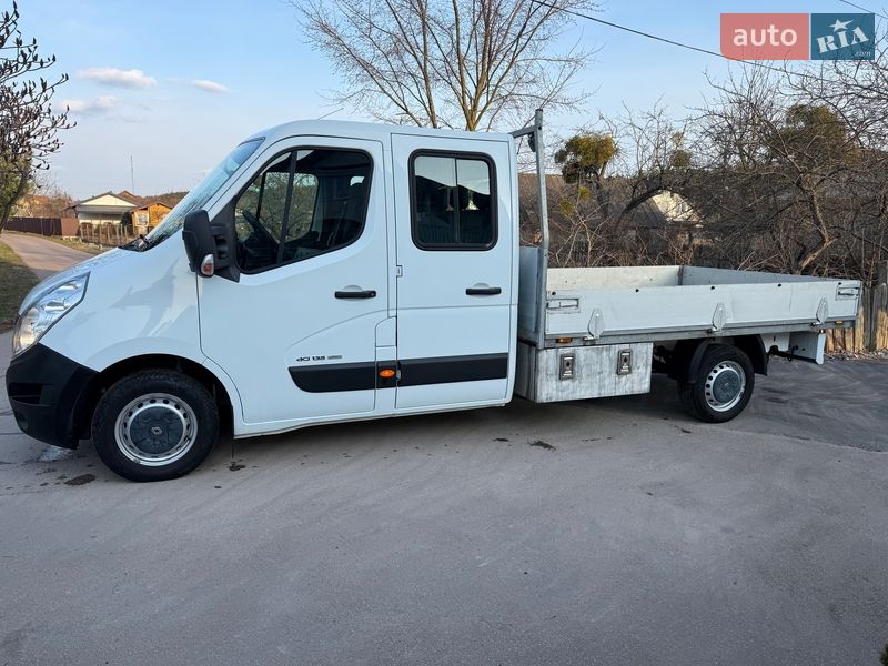 Грузопассажирский фургон Renault Master 2015 в Житомире
