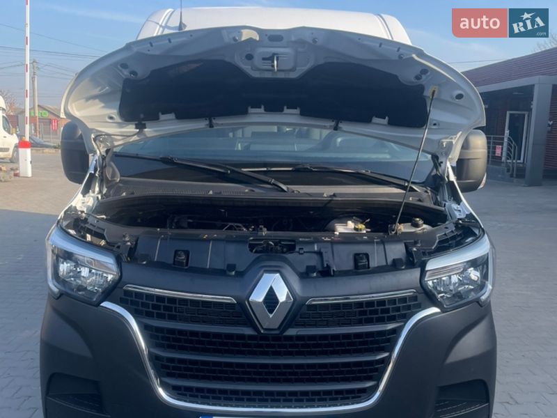 Грузовой фургон Renault Master 2022 в Луцке