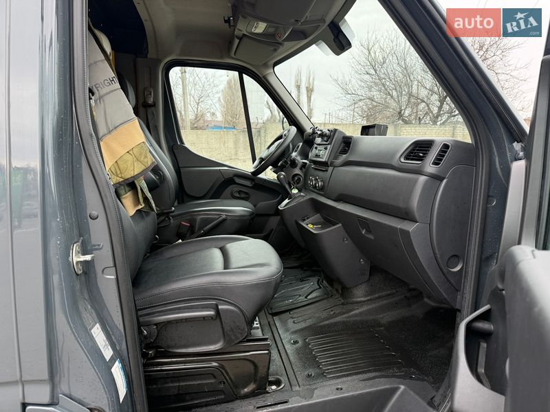 Грузовой фургон Renault Master 2022 в Днепре