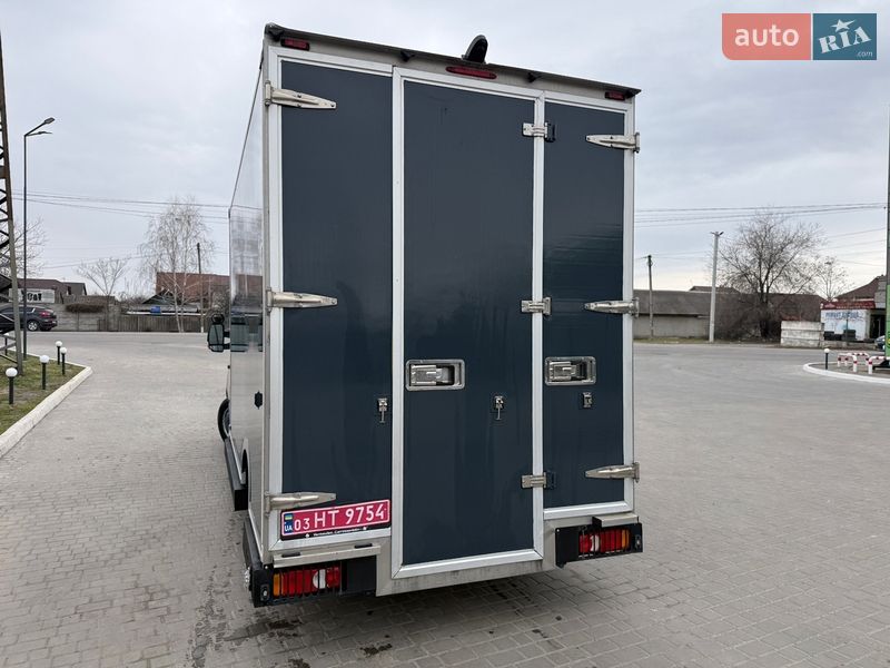 Грузовой фургон Renault Master 2022 в Днепре