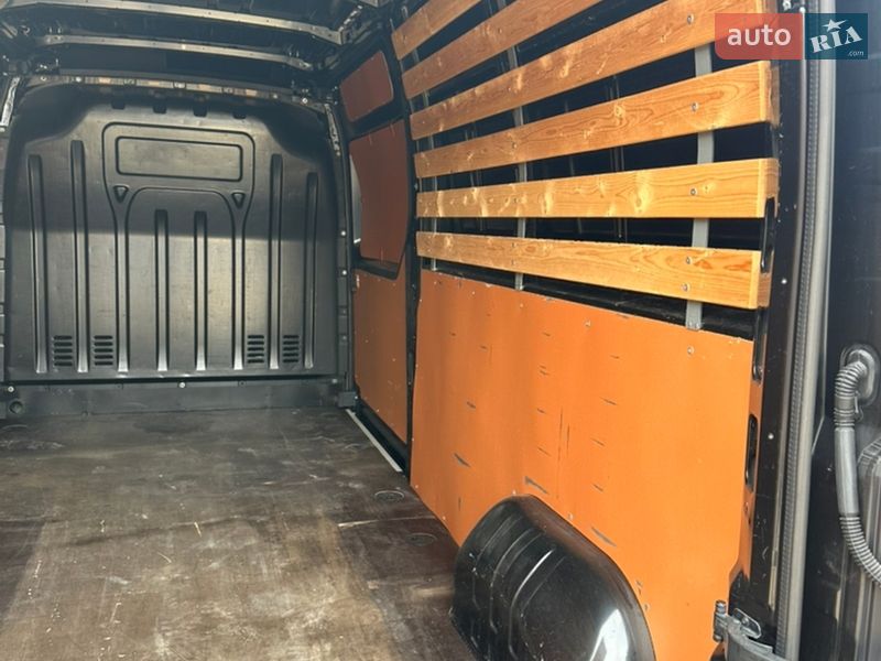 Грузовой фургон Renault Master 2019 в Львове