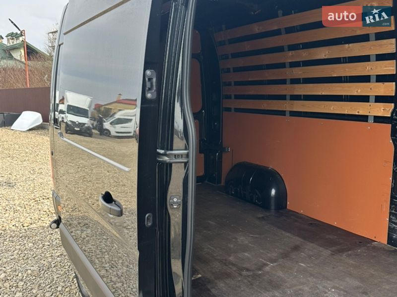 Грузовой фургон Renault Master 2019 в Львове