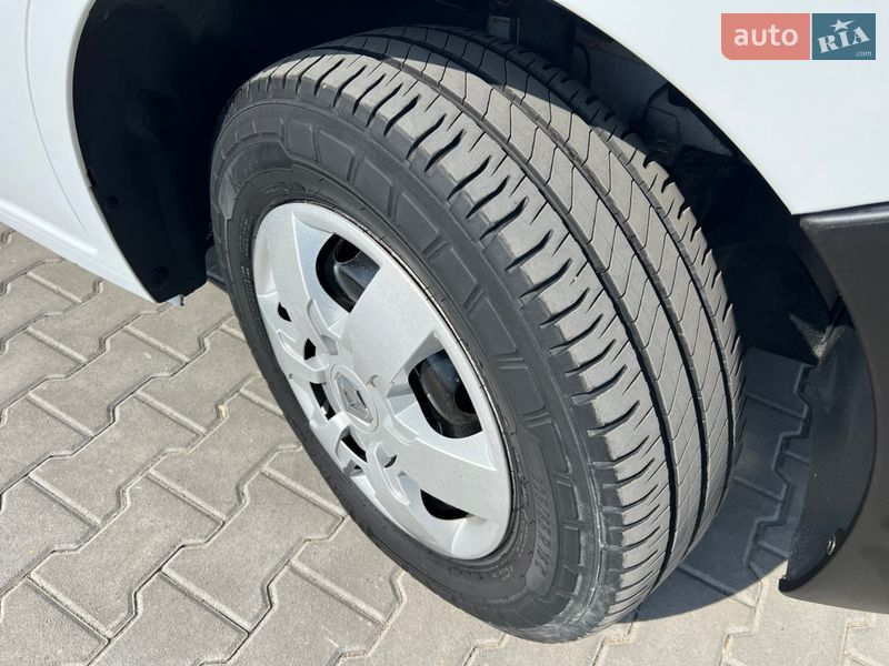 Грузовой фургон Renault Master 2019 в Дубно фото 72 Грузовой фургон Renault Master 2019 в Дубно
