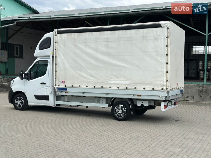 Вантажний фургон Renault Master 2022 в Хусті