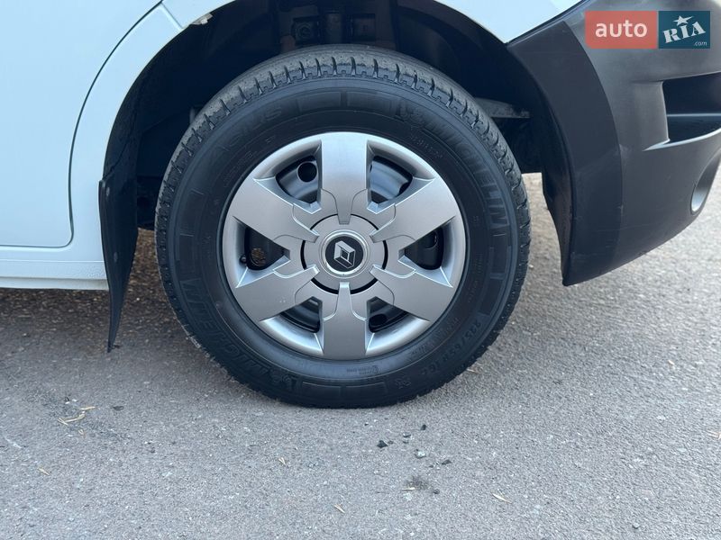 Вантажний фургон Renault Master 2017 в Дубні фото 17 Вантажний фургон Renault Master 2017 в Дубні