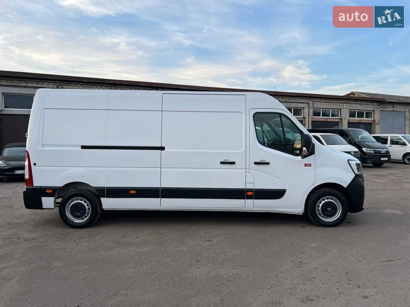 Вантажний фургон Renault Master 2021 в Радивиліві
