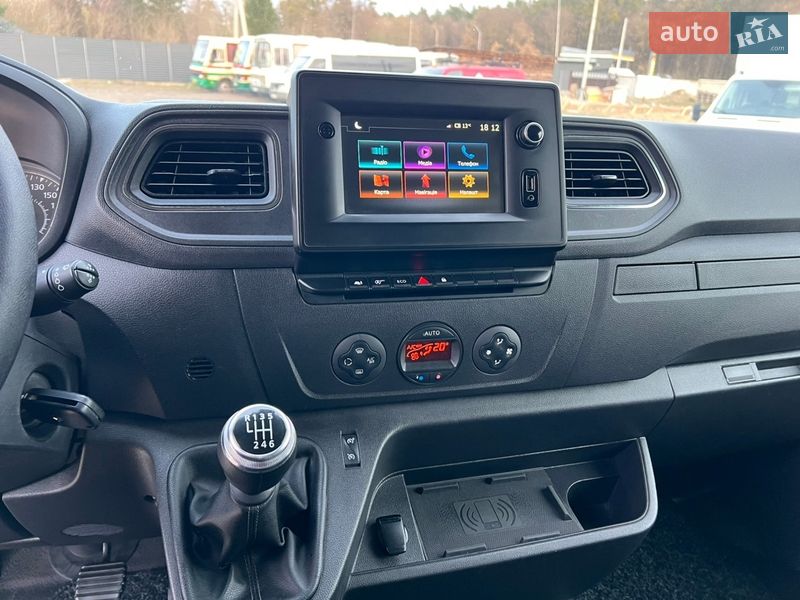 Вантажний фургон Renault Master 2021 в Радивиліві