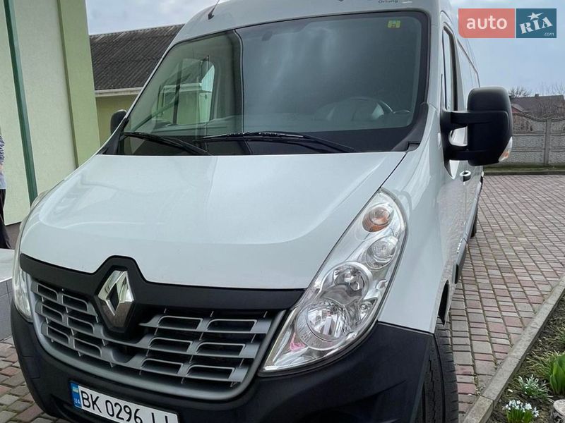 Грузовой фургон Renault Master 2017 в Ровно