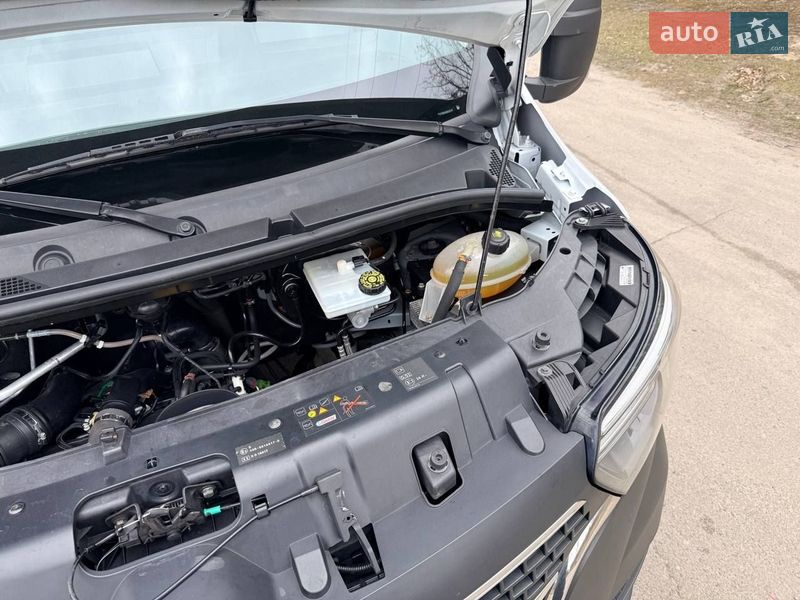 Грузовой фургон Renault Master 2021 в Киеве