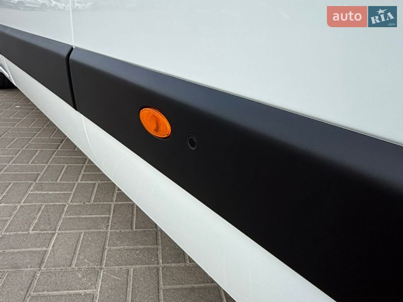 Грузовой фургон Renault Master 2022 в Киеве