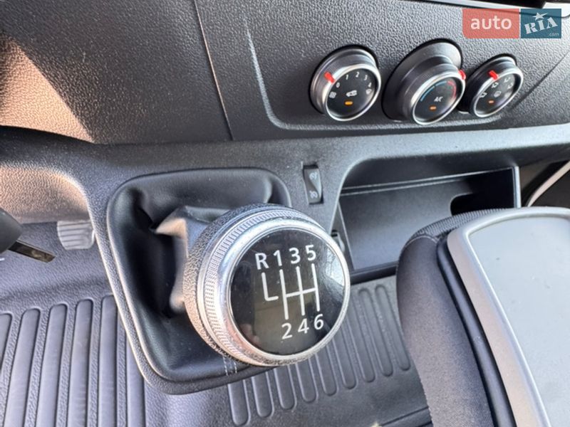 Вантажний фургон Renault Master 2021 в Києві фото 23 Вантажний фургон Renault Master 2021 в Києві