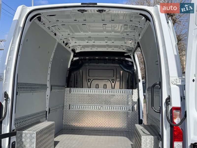 Вантажний фургон Renault Master 2021 в Києві фото 34 Вантажний фургон Renault Master 2021 в Києві