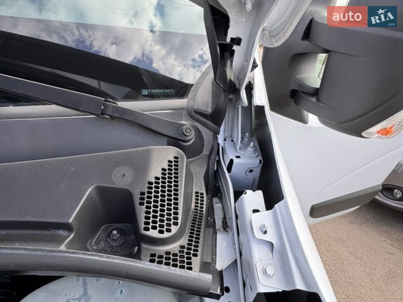 Вантажний фургон Renault Master 2022 в Києві фото 26 Вантажний фургон Renault Master 2022 в Києві